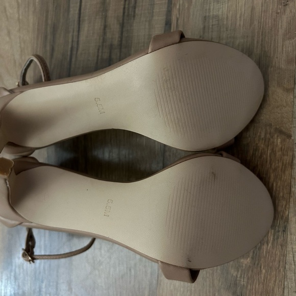 Steve Madden Heels - Picture 5 of 5